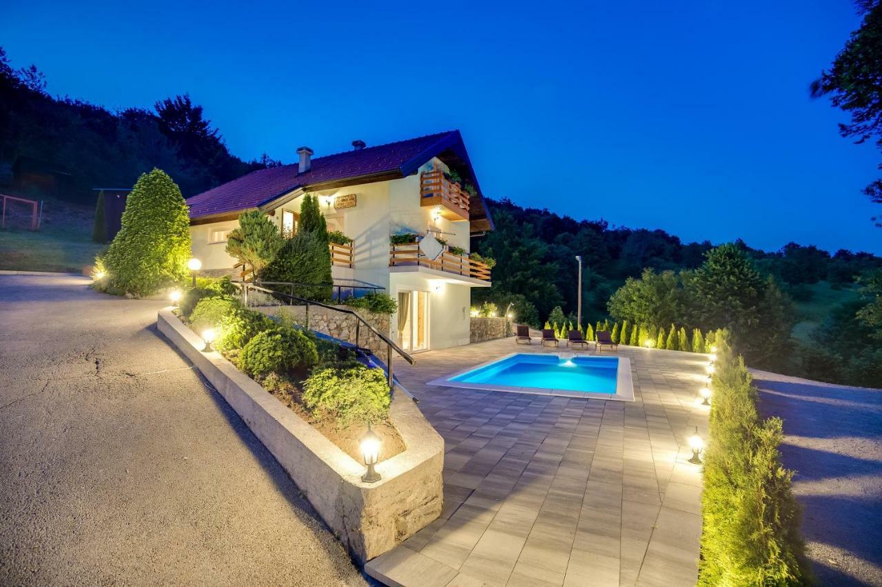 Villa Dino Tin クラスノ・ポーイエ エクステリア 写真